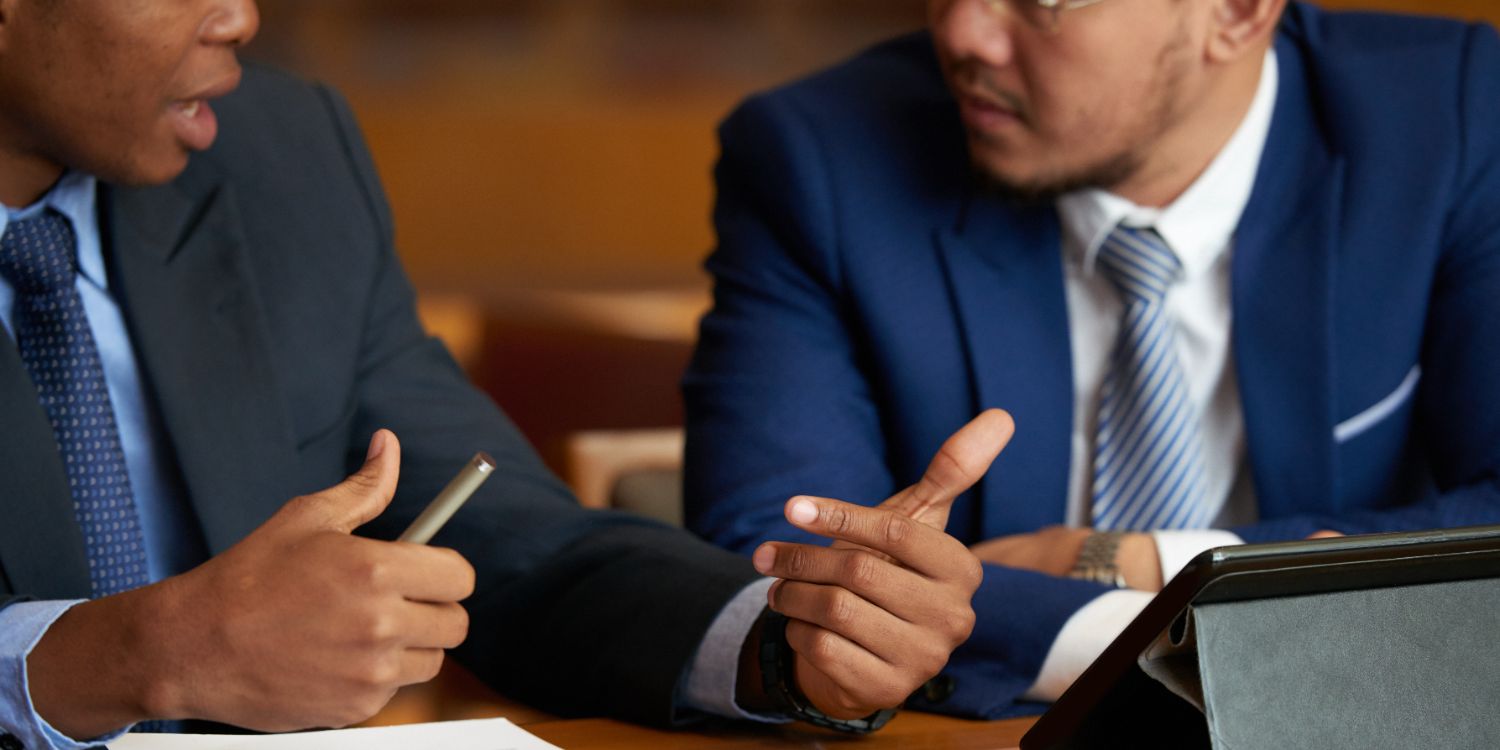 lawyers discussing commericial litigation